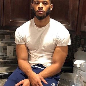 Meet your Posher, Keon